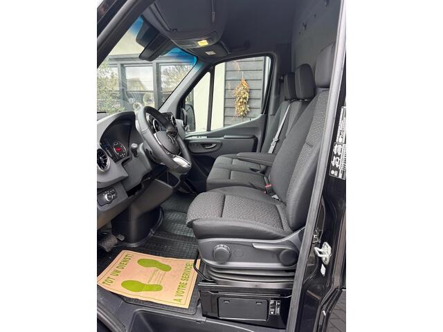 Mercedes-Benz SPRINTER 319 1.9 CDI L2 Pro