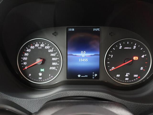 Mercedes-Benz SPRINTER 317 CDI | Aut. | L2 H1 | Pro | 3-zits | Parkeercamera | Trekhaak 3500 KG. | Alarm | Certified