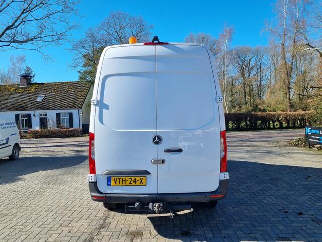 Mercedes-Benz SPRINTER 317 CDI Aut. L2 H2 Navi 3500kg Trekh