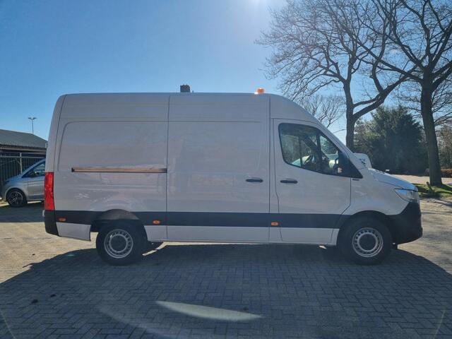 Mercedes-Benz SPRINTER 317 CDI Aut. L2 H2 Navi 3500kg Trekh