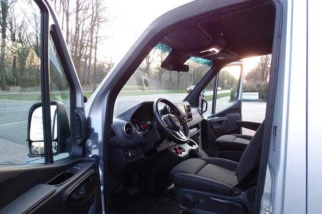 Mercedes-Benz SPRINTER 319 1.9 CDI L2H1 LED NAVI CLIMA 3D CAMERA 1e eig