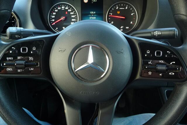Mercedes-Benz SPRINTER 215 1.9 CDI L2H2 FWD autm trekhaak, 2000kg, camera