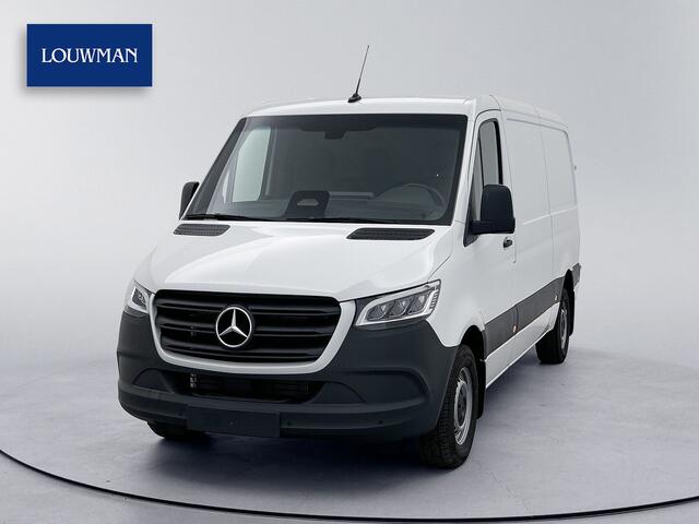 Mercedes-Benz SPRINTER 319 1.9 Pro L2H1 3500kg trekhaak Distronic Navigatie Led Stoelverwarming Comfortstoel Betimmering