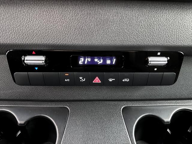 Mercedes-Benz SPRINTER 319 1.9 Pro L2H1 3500kg trekhaak Distronic Navigatie Led Stoelverwarming Comfortstoel Betimmering