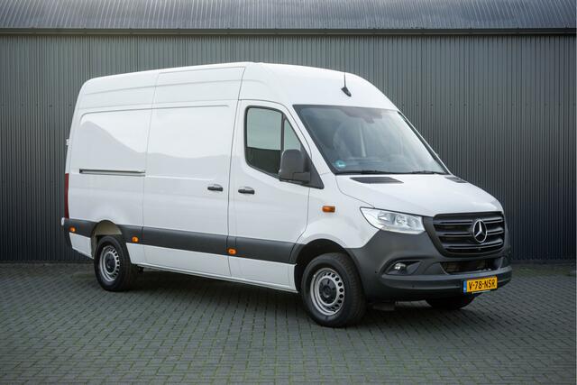 Mercedes-Benz SPRINTER 317 CDI L2H2 | Automaat | Mbux | 360° camera | Navi | Cruise | Climatronic