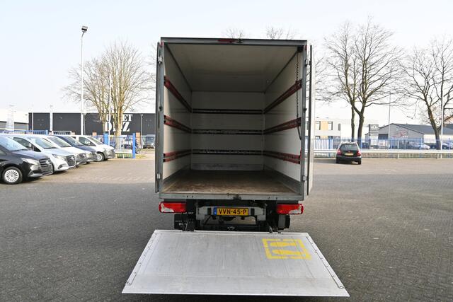Mercedes-Benz SPRINTER 514 CDI Bakwagen met klep Euro 6 Dhollandia laadklep, Trekhaak, Airco
