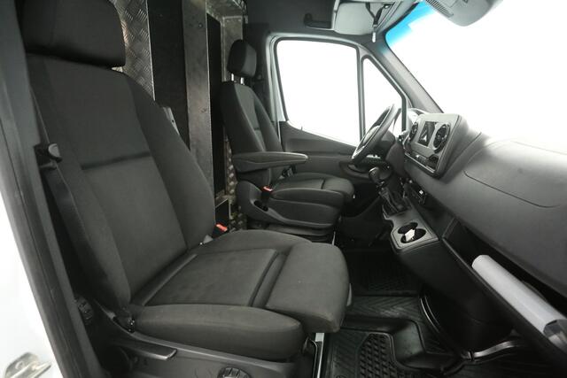 Mercedes-Benz SPRINTER 317 CDI L2H2 170PK | 2800kg Trekgew. | Trekhaak | Airco | Cruise | Camera | Carplay | Navi