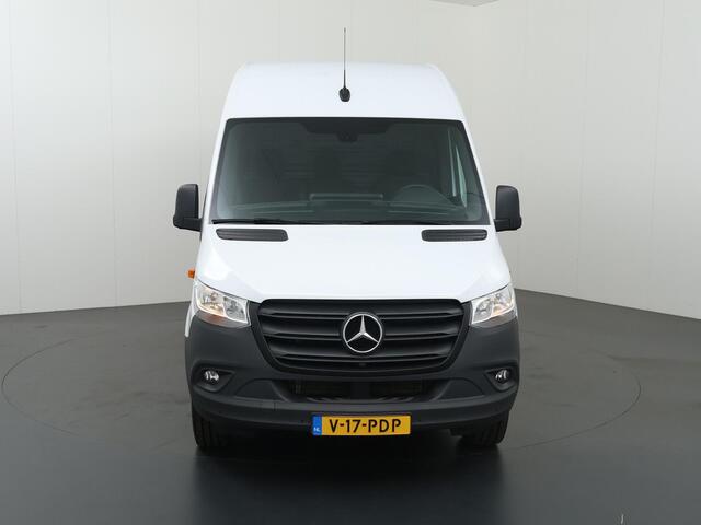 Mercedes-Benz SPRINTER 317 CDI | Aut. | L2 H2 | Pro | Navigatie | Spiegelpakket | Verwarmde Comfort Chauffeursstoel en Bijrijdersbank | Achterdeuren 270 Graden | Airco | Cruisecontrol | Dodehoekassistent | Parkeerpakket met Achteruitrijcamera | Certified |