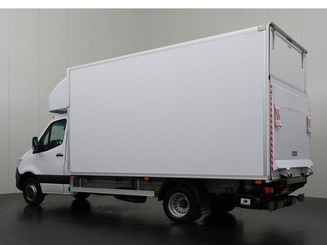 Mercedes-Benz SPRINTER 516CDI Automaat Bakwagen+Laadklep | Trekhaak 3500Kg | Navigatie | Zijdeur | Dakspoiler | Betimmering