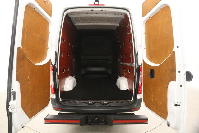 Mercedes-Benz SPRINTER 2.2 CDI L2H2 | DC | 7 Zits | Automaat | Airco | Cruise | Camera | Trekhaak | Carplay