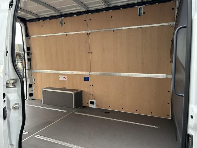 Mercedes-Benz SPRINTER 317 CDI L2 H2 Pro Facelift / MBUX / Navigatie / Camera / Cruise control / Airco / 270 Graden achterdeuren
