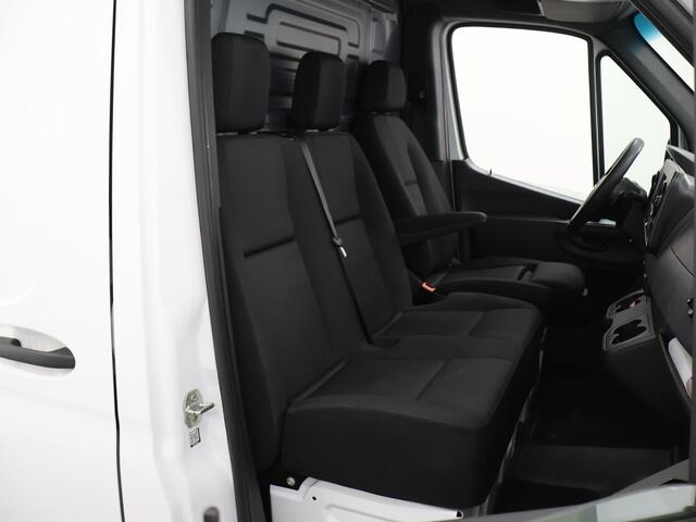 Mercedes-Benz SPRINTER 315 CDI L3 H2 | Aut. | Carplay | 3500kg trekgewicht | Parkeercamera | Airco | Comforstoel bestuurder| Spiegelpakket | 3-zits | Certified