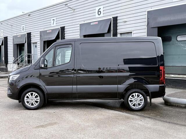 Mercedes-Benz SPRINTER 317 CDI L1/H1 | DISTRONIC + | GROOT NAVI | LEER | CHAUFFEURSSTOEL