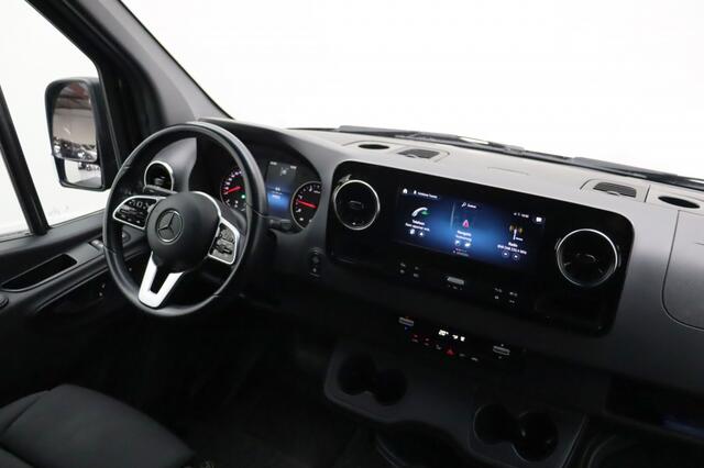 Mercedes-Benz SPRINTER 319CDI V6 L2H2 | dubbel cab | 5-pers | trekhaak | geveerde stoel