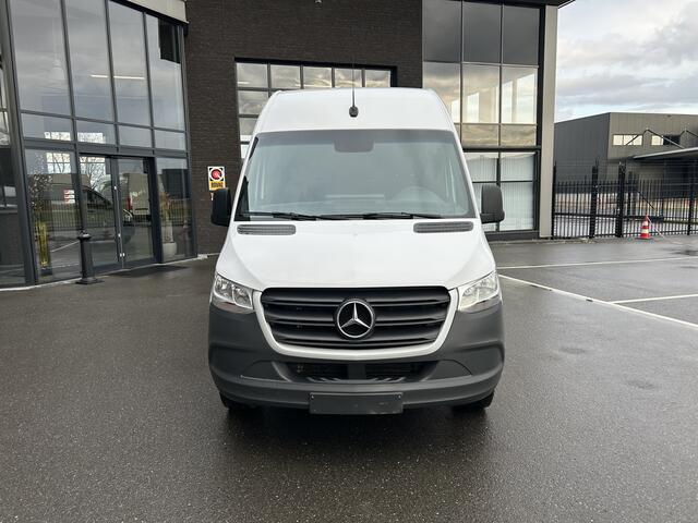 Mercedes-Benz SPRINTER 315 CDI L2 H2 RWD / Trekhaak / Camera / MBUX / Navigatie / Cruise control / Airco / 270 Graden achterdeuren