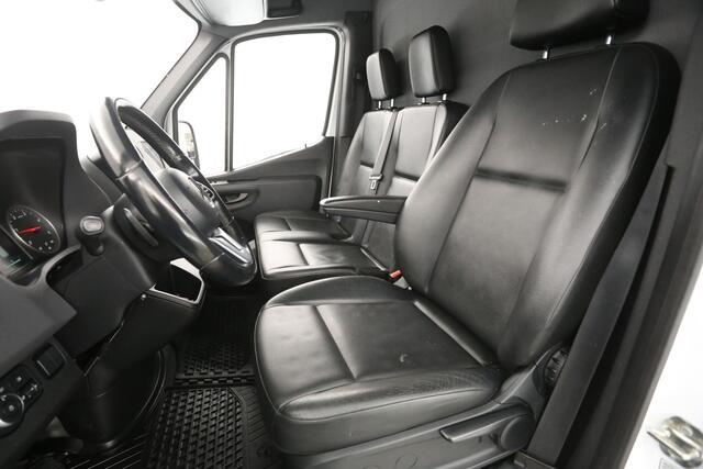 Mercedes-Benz SPRINTER 214 CDI L2H2 | Aut. | Airco | Adap. Cruise | Camera | 3 Zits | Carplay | Trekhaak