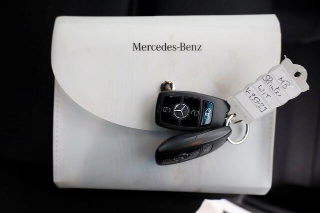 Mercedes-Benz SPRINTER 314 CDI 143pk E6 L2H2 4x4 ZG1 D.C. Airco/Navi/Trekhaak 2800kg 05-2019