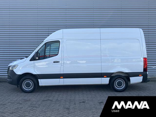 Mercedes-Benz SPRINTER 315 150PK L2H2 RWD Automaat LED Camera Cruise Trekhaak