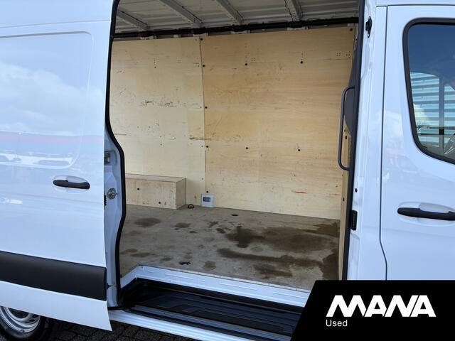 Mercedes-Benz SPRINTER 315 150PK L2H2 RWD Automaat LED Camera Cruise Trekhaak