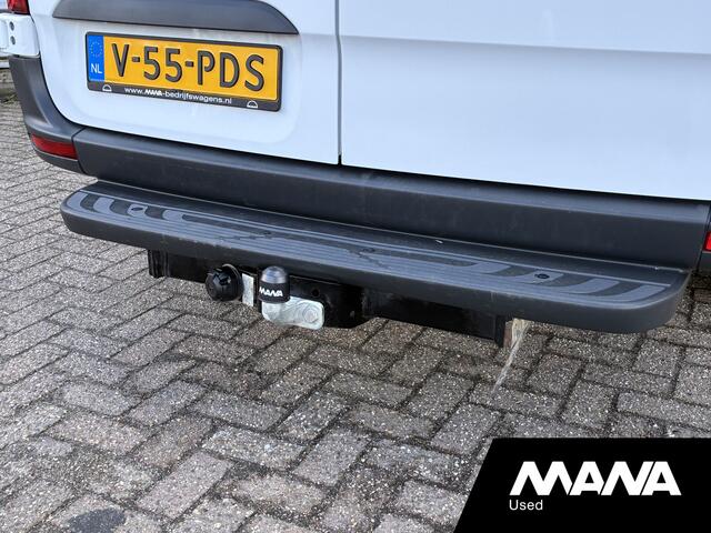 Mercedes-Benz SPRINTER 315 150PK L2H2 RWD Automaat LED Camera Cruise Trekhaak