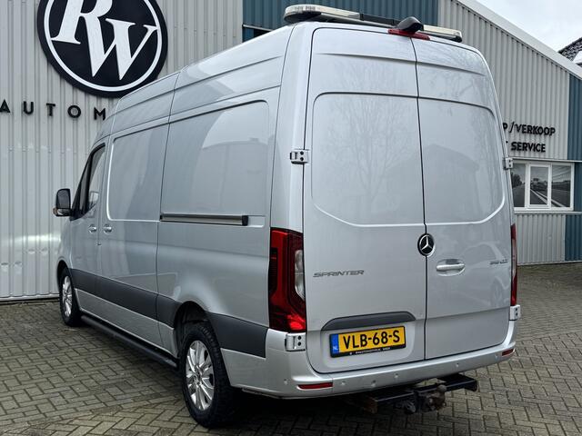 Mercedes-Benz SPRINTER 319 3.0 CDI L2H2 LED / D-schuifdeur / Navi / 6-Cilinder / Unieke inbouw / Camera / Carplay / DAB / En nog veel meer!