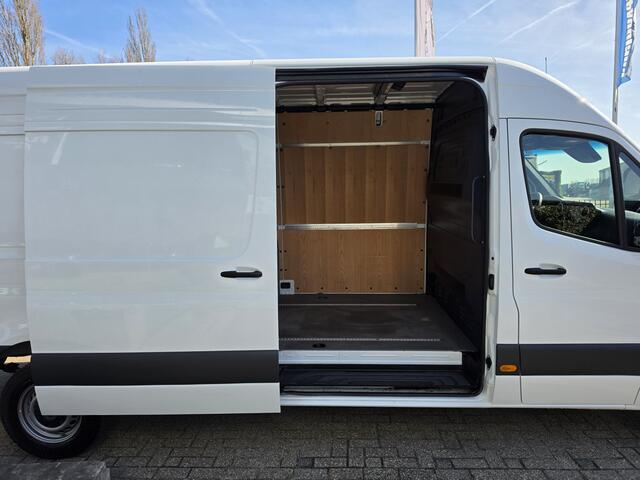 Mercedes-Benz SPRINTER 317 CDI L3-H2 RWD Automaat * Camera * Trekhaak * MBUX * NAVI *