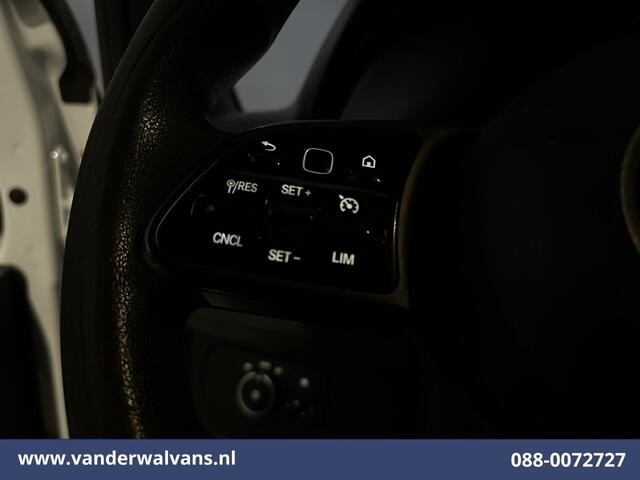 Mercedes-Benz SPRINTER 317 CDI 170pk L3H2 Euro6 Airco | Camera | Apple Carplay | Cruisecontrol | Chauffeursstoel Android Auto, Stoelverwarming, Bijrijdersbank