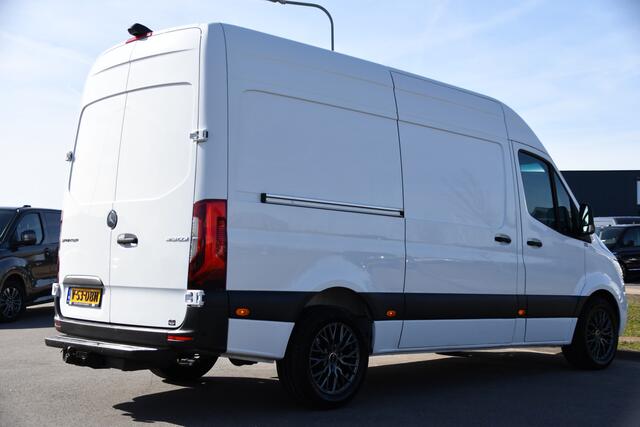 Mercedes-Benz SPRINTER 319 V6 3.0 CDI L2H2 PB Edition Cruise, 360 Camera, Carplay, LED, 190pk, Leder, Multimedia, Uniek!
