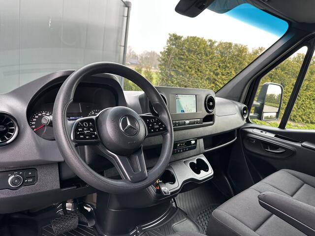 Mercedes-Benz SPRINTER 319 CDI 191 PK 9G-TRONIC / BAKWAGEN / LAADKLEP / 17.571 KM !! / LED / 1e EIG. / ZIJDEUR / CAMERA / CRUISE / AIRCO