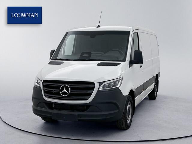 Mercedes-Benz SPRINTER 319 1.9 CDI L2H1 3500kg Navigatie 3500kg Trekhaak Betimmering Parkeerpakket