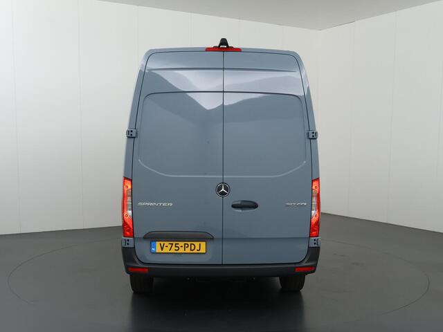 Mercedes-Benz SPRINTER 317 CDI | Aut. | L2 H2 | Pro | Verwarmde Chauffeursstoel | Bijrijdersbank | Spiegelpakket | Achteruitrijcamera | Airco | Cruisecontrol | Dodehoekassistent | 3500kg AHW | Certified |