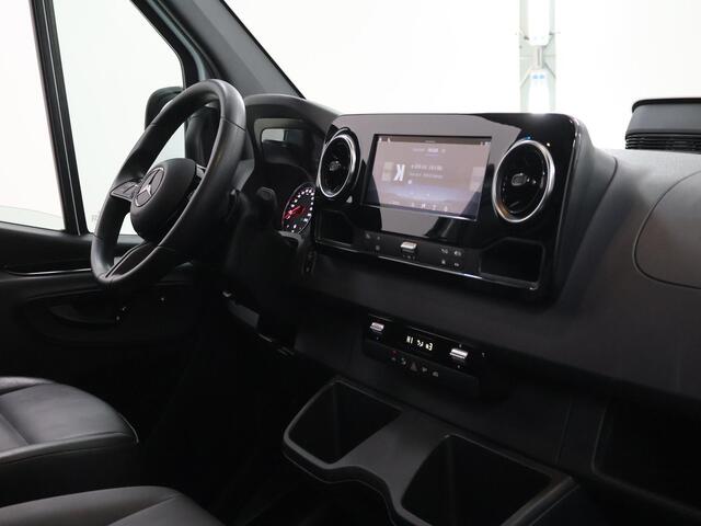 Mercedes-Benz SPRINTER 317 CDI L2 H2 Pro | 3 zits | Achteruitrijcamera | Stoelverwarming | Vloer en Wand Betimmering | 3500 KG. AHW | Certified