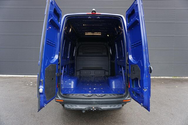Mercedes-Benz SPRINTER 516 160pk Automaat 3500kg L2H2 Dubbellucht Trekhaak Apple Carplay Camera