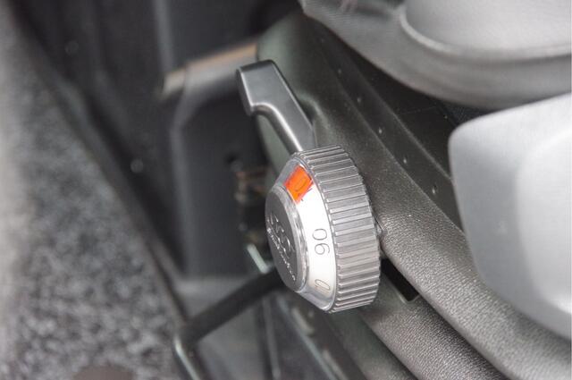 Mercedes-Benz SPRINTER 519 3.0 CDI V6 L2H1 N1, AUT. LED, LEDER, DUBBELLUCHT, STOELVERWARMING, ELEKTR. SCHUIFDEUR, MBUX 10'', CAMERA, NAVI, CRUISE, CLIMA, VOORRUITVERWARMING, NL AUTO, NAP, DUBBEL LUCHT