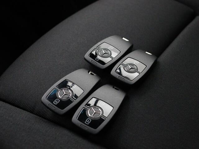 Mercedes-Benz SPRINTER 319 1.9 CDI 366 L2H2 9G-Automaat Gratis 12 Maanden Extra Garantie Nieuw BPM Vrij LED Navigatie Achteruitrijcamera extra-garantie