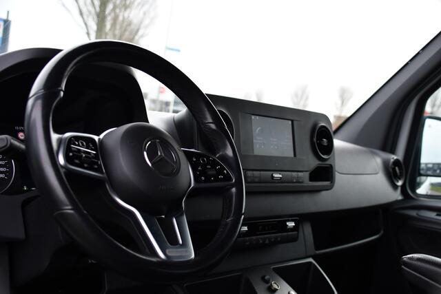 Mercedes-Benz SPRINTER 516 2.2 CDI L2H1 DC PB Edition N1! Camera, Cruise, Carplay, 3500kg Trekhaak, Stoelverwarming, 164pk, geveerde stoel, Uniek!