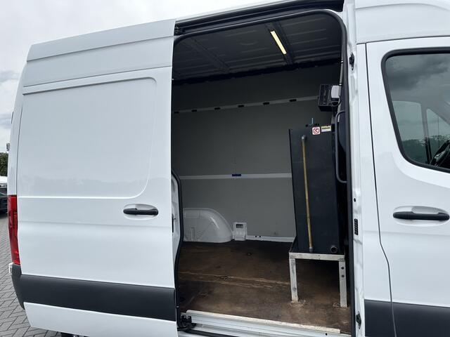 Mercedes-Benz SPRINTER 314 CDI 143 PK AUTOMAAT / L1H2 / 1e EIGENAAR / CAMERA / GEVEERDE STOEL / BLIND SPOT / CRUISE / AIRCO