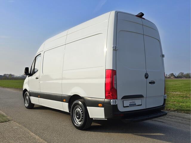 Mercedes-Benz SPRINTER 315 1.9 CDI L2 H2 RWD - 150 Pk - Euro 6 - MBUX - ParkeerCamera - Airco - Cruise Control