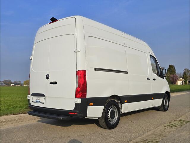 Mercedes-Benz SPRINTER 315 1.9 CDI L2 H2 RWD - 150 Pk - Euro 6 - MBUX - ParkeerCamera - Airco - Cruise Control