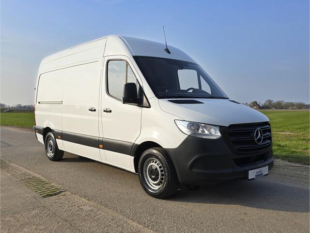 Mercedes-Benz SPRINTER 315 1.9 CDI L2 H2 RWD - 150 Pk - Euro 6 - MBUX - ParkeerCamera - Airco - Cruise Control