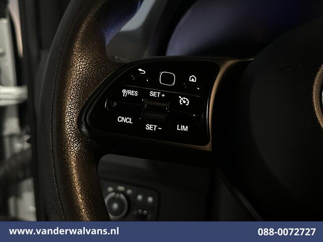 Mercedes-Benz SPRINTER 316 CDI 164pk L3H2 Euro6 Airco | Camera | Navigatie | Apple Carplay | Cruisecontrol | Stoelverwarming Android Auto, Chauffeursstoel, Parkeersensoren, Bijrijdersbank