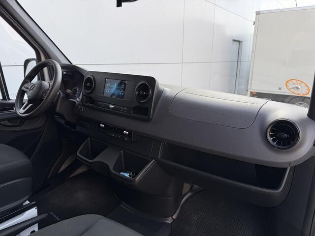 Mercedes-Benz SPRINTER 317 1.9 CDI Automaat L3H2 Trekhaak 3,5t Climate Control Cruise Control Carplay Camera