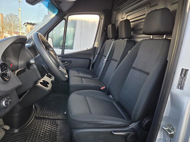 Mercedes-Benz SPRINTER 215 CDI L2/H2 Automaat MBux systeem Airco Achteruitrijcamera