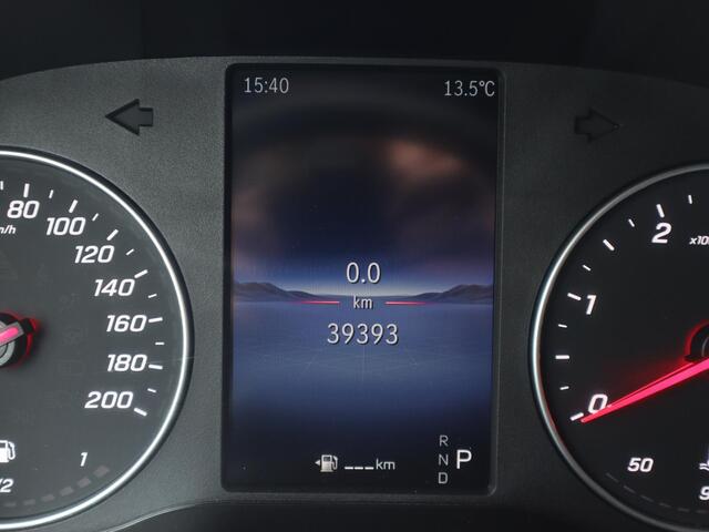 Mercedes-Benz SPRINTER 317 L2H2 DC 6 pers. 3.5T TREKHAAK