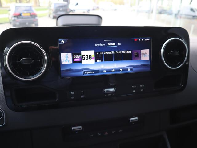 Mercedes-Benz SPRINTER 317 L2H2 DC 6 pers. 3.5T TREKHAAK