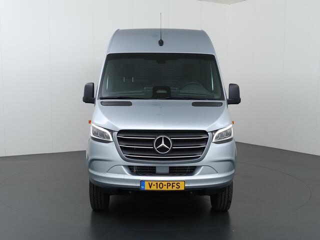 Mercedes-Benz SPRINTER 319 CDI | Aut. | L2 H2 | Select | 4X4 | Dubbele Schuifdeur | 2800 KG Trekhaak | Lederen bekleding | Distronic Plus | Navigatie | Parkeercamera | Certified