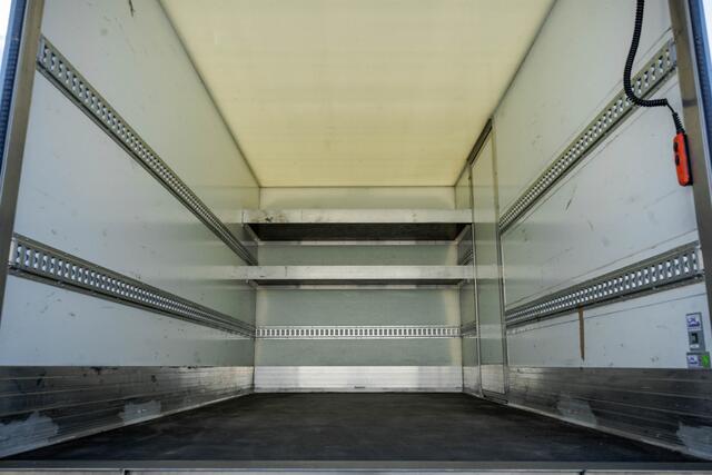 Mercedes-Benz SPRINTER 315 CDI | 150 PK | Automaat | Bakwagen met laadklep | Zijdeur | Camera | Cruise | Mbux | Climatronic