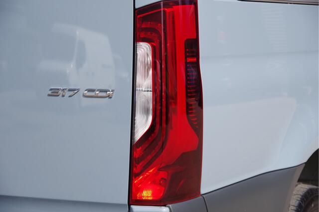 Mercedes-Benz SPRINTER 317 1.9 CDI L2H1 DC-6P, AUT. FACELIFT, 3.5T TREKHAAK, LED, CAMERA, NAVI, CRUISE, MF STUURWIEL, MISTLAMPEN, DUBBELE CABINE, DUBBEL CABINE