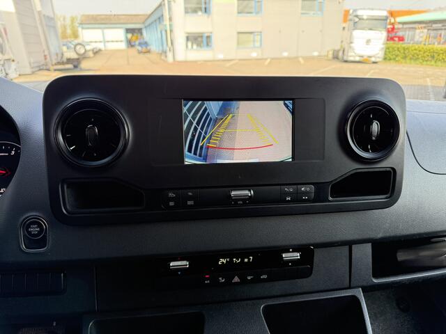 Mercedes-Benz SPRINTER 516 CDI Bakwagen Euro 6/MBUX 7