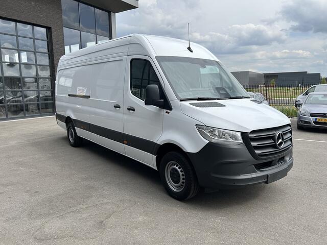 Mercedes-Benz SPRINTER 317 CDI L3 H2 PRO Facelift / MBUX / Camera / Parkeersensoren / Cruise control / Airco / 270 Graden achterdeuren